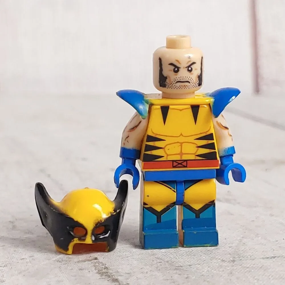 LEGO Marvel Series 2 Custom Wolverine - Collectible Minifigure 71039 - USED